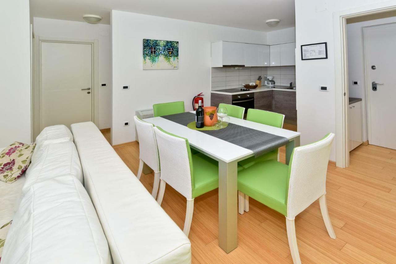 Apartmani Astrado 佩特坎内 外观 照片